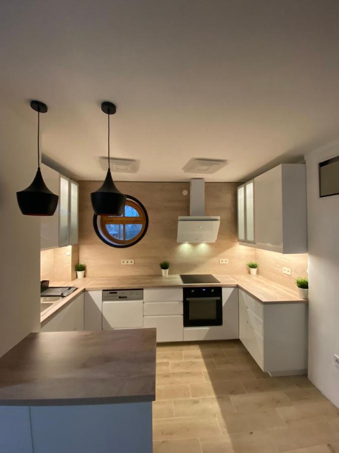 Balatonszárszó House4U 빌라 외부 사진