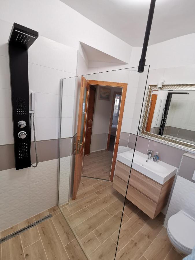 Balatonszárszó House4U 빌라 외부 사진